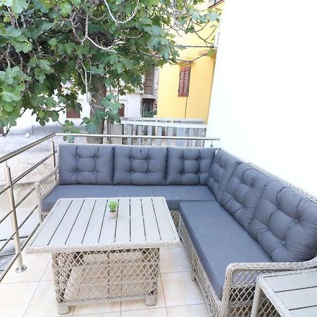 Apartment Porto With Terrace Baška Exterior foto